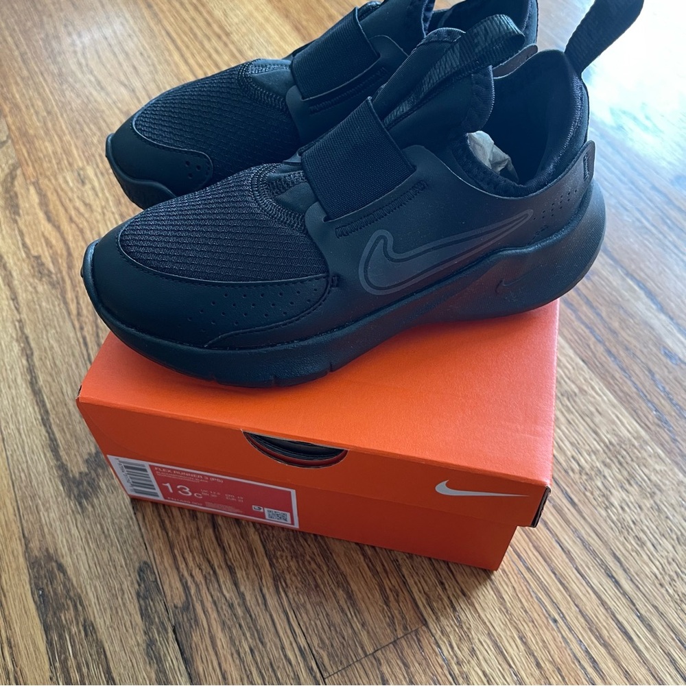 Nike Flex Runner 3 (PS) Kids Athletic Shoes